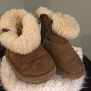 Size 8 girl UGG boots